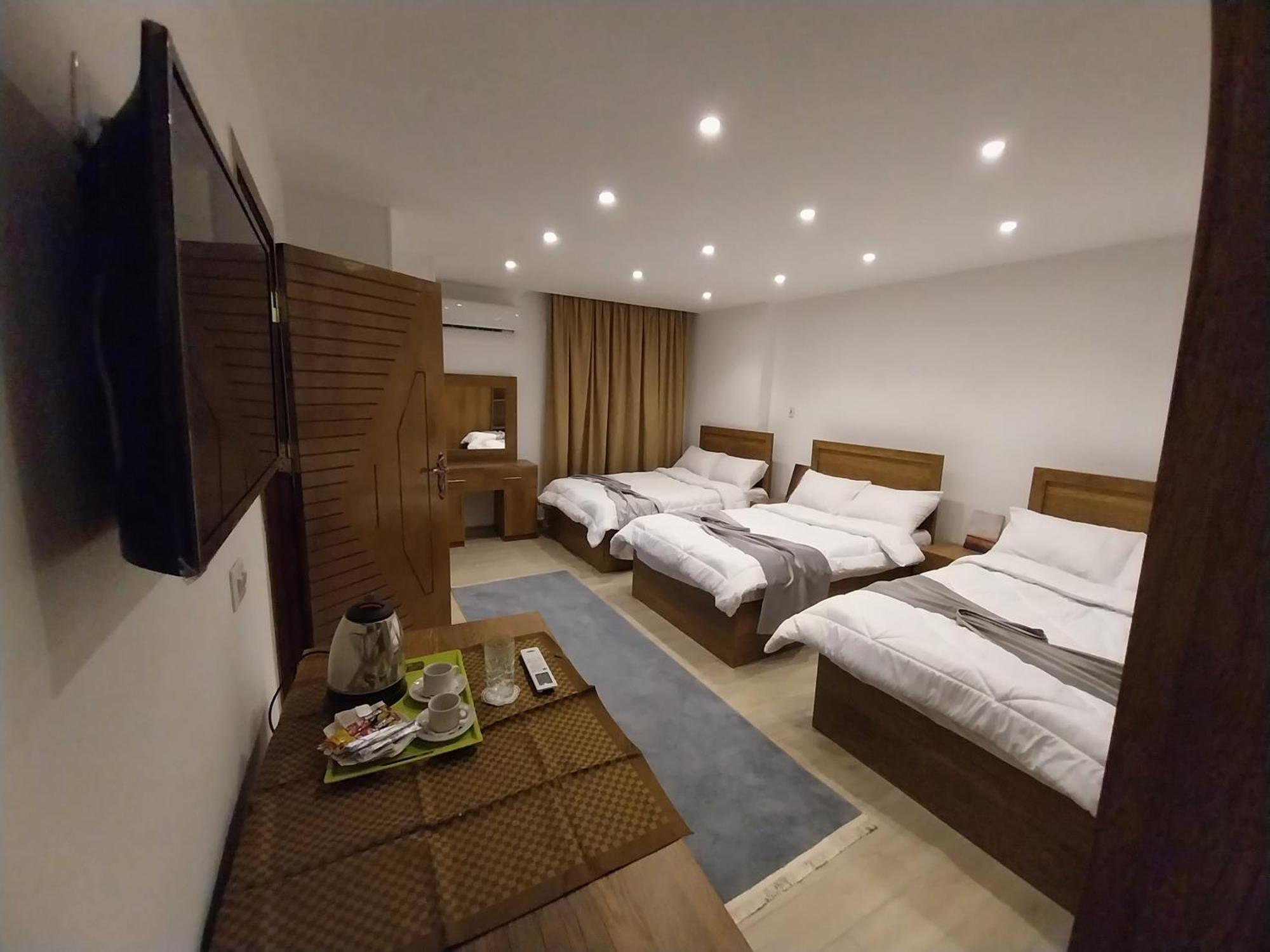 Eagles Pyramids View Hotel Kafrat al Jabal Ngoại thất bức ảnh
