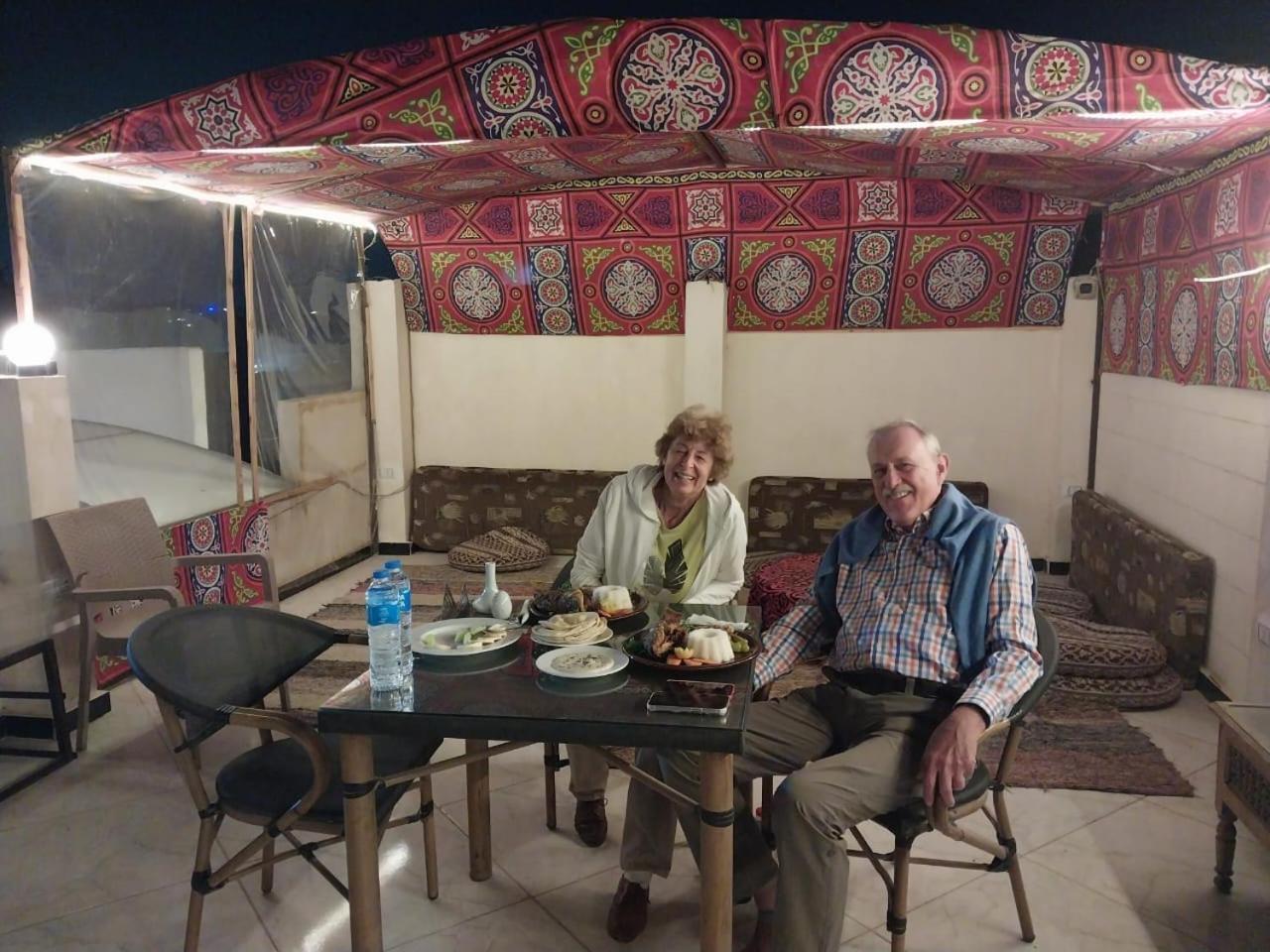 Eagles Pyramids View Hotel Kafrat al Jabal Ngoại thất bức ảnh