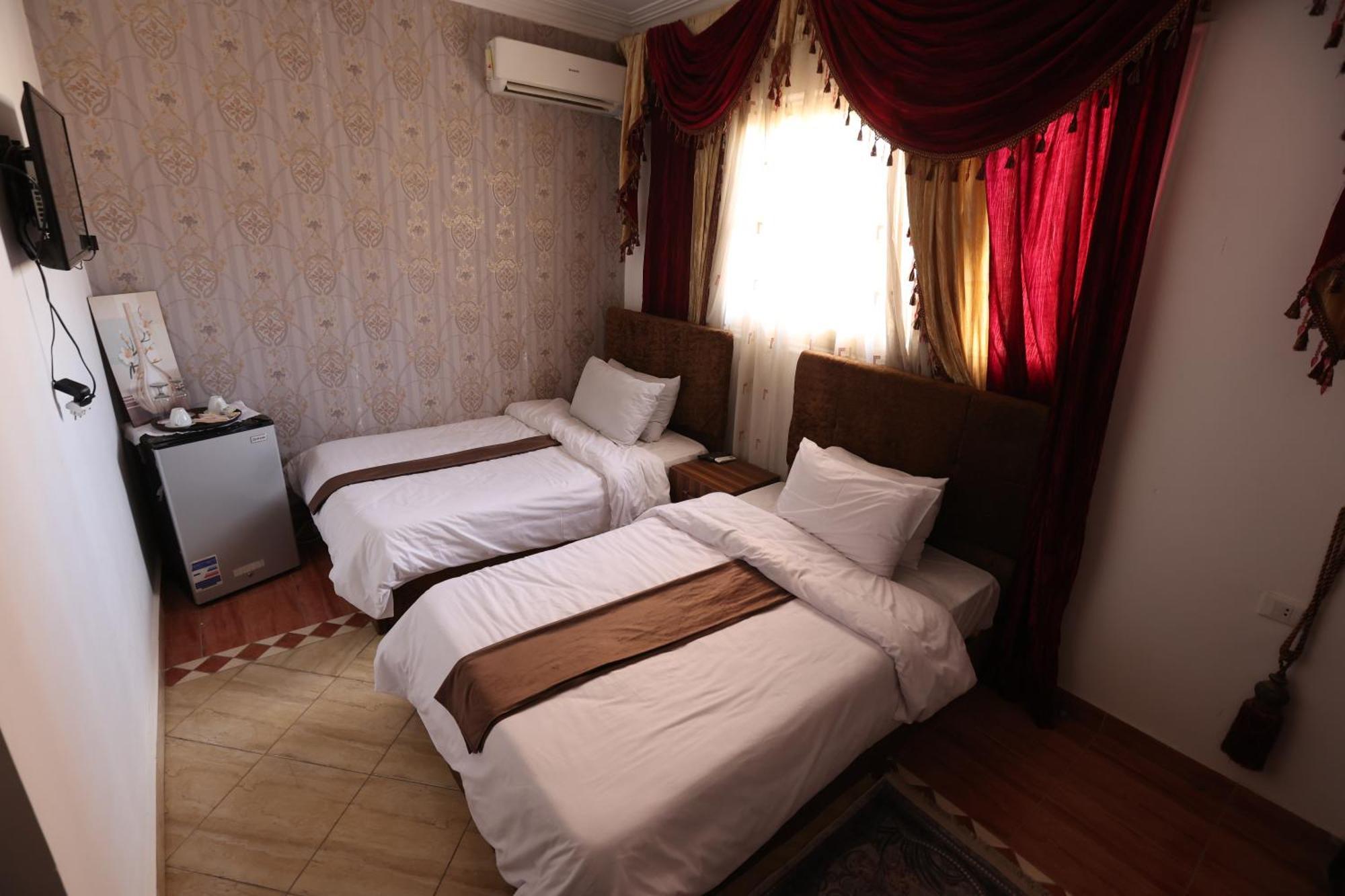 Eagles Pyramids View Hotel Kafrat al Jabal Ngoại thất bức ảnh